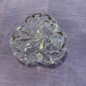Vintage crystal trinket dish